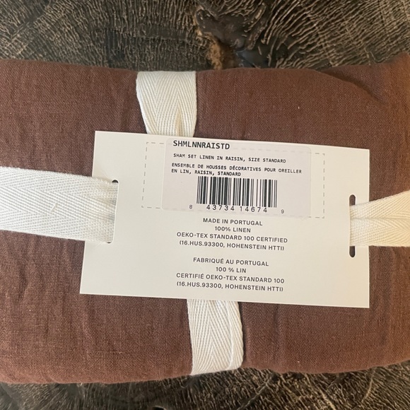 Parachute Linen Sham Set in Raisin - Picture 2 of 4